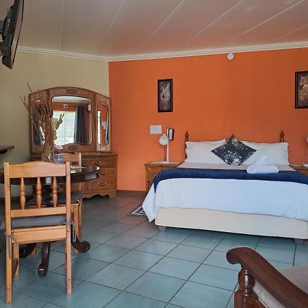 Amigos Bed & Breakfast - No Loadshedding Bed & Breakfast Mbombela Bagian luar foto