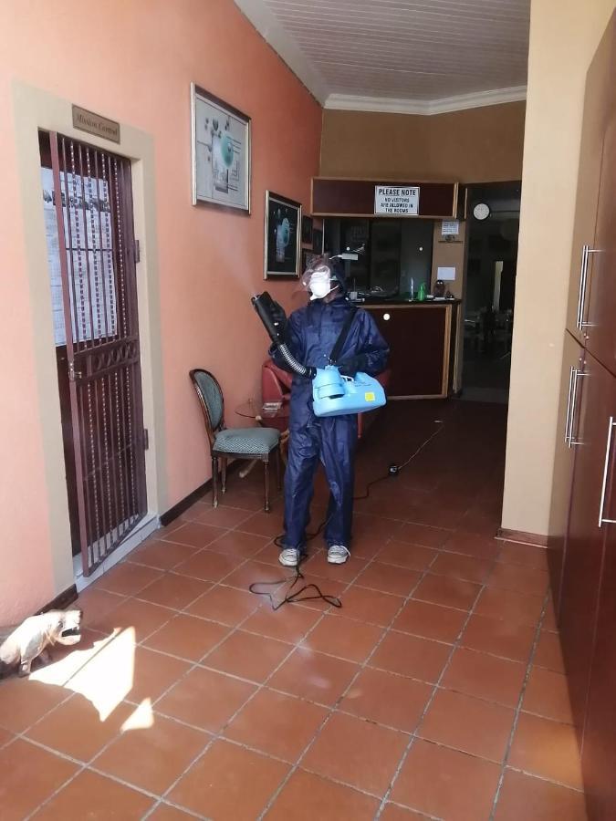 Amigos Bed & Breakfast - No Loadshedding Mbombela Bagian luar foto