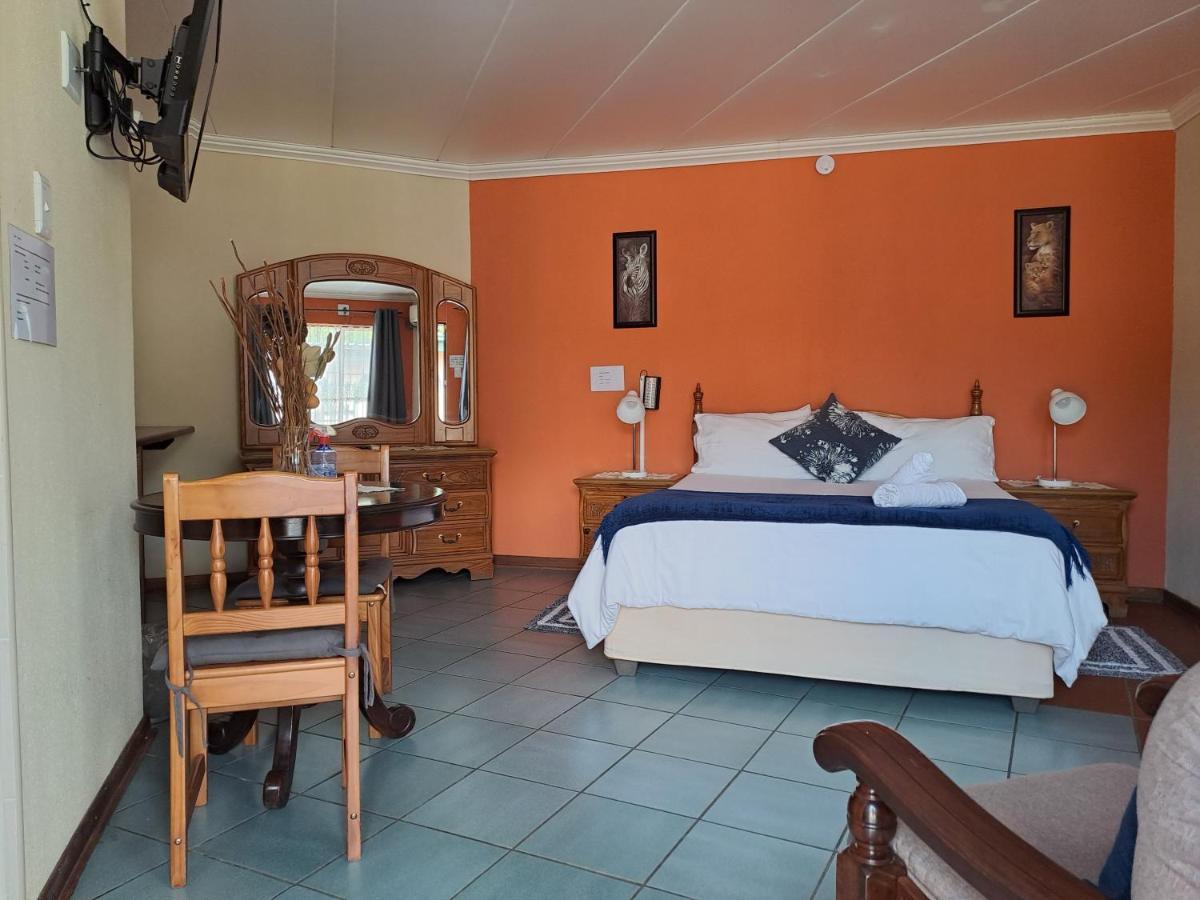 Amigos Bed & Breakfast - No Loadshedding Bed & Breakfast Mbombela Bagian luar foto