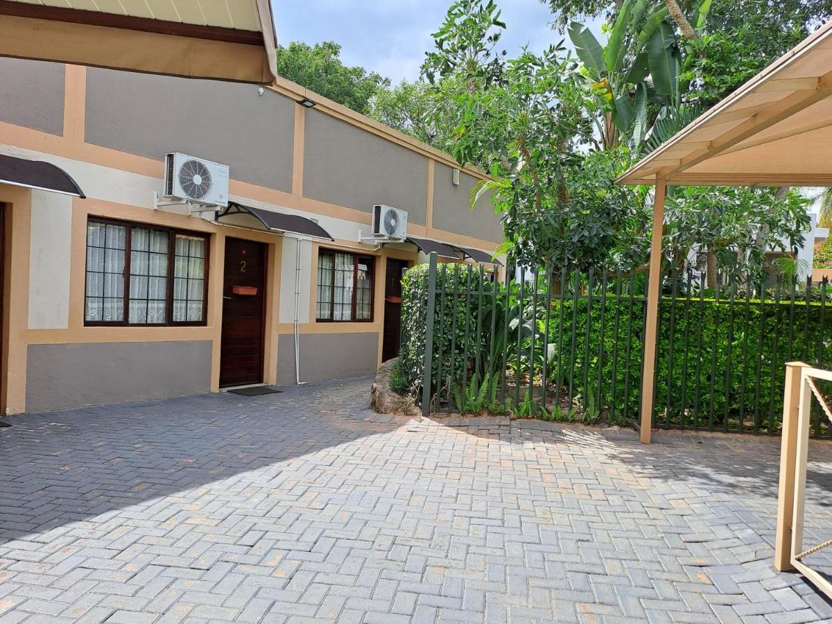 Amigos Bed & Breakfast - No Loadshedding Mbombela Bagian luar foto