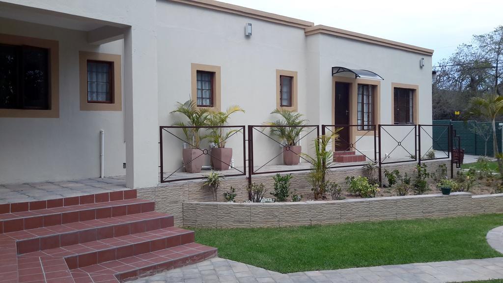 Amigos Bed & Breakfast - No Loadshedding Mbombela Bagian luar foto