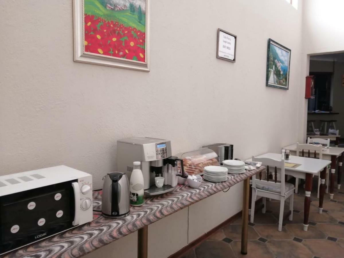 Amigos Bed & Breakfast - No Loadshedding Mbombela Bagian luar foto